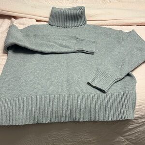 GAP Gray Turtleneck Sweater